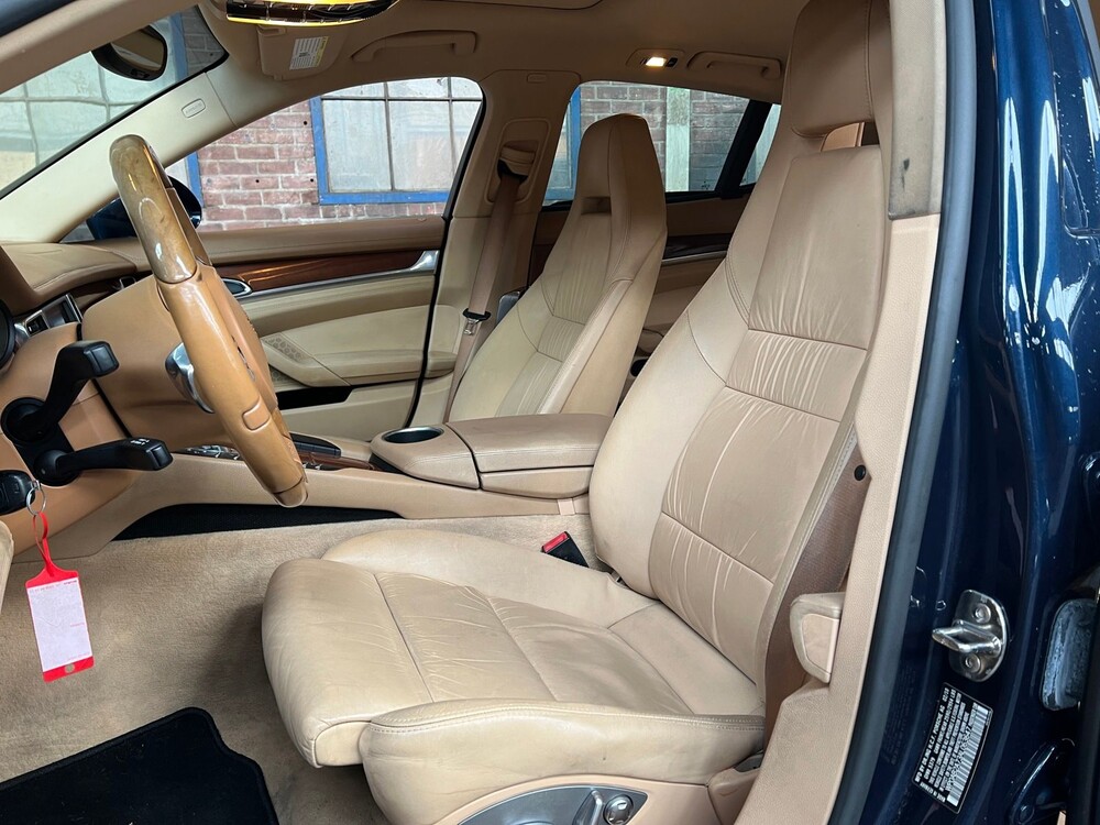 Porsche Panamera 4S 4.8 V8 400hp 2010