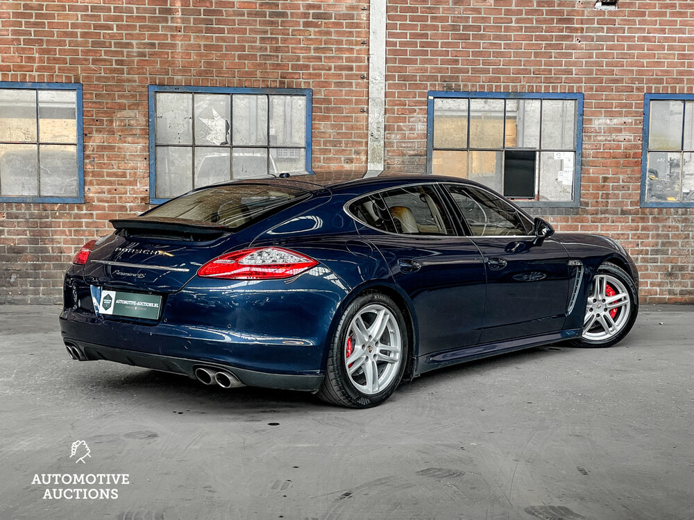 Porsche Panamera 4S 4.8 V8 400hp 2010