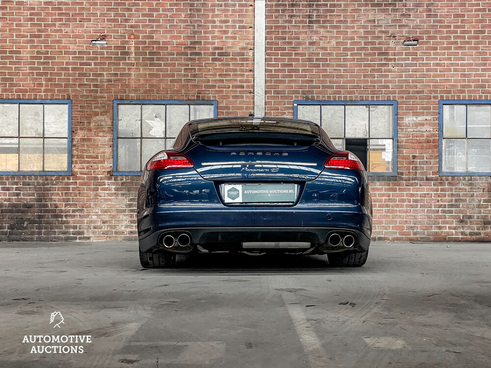 Porsche Panamera 4S 4.8 V8 400hp 2010