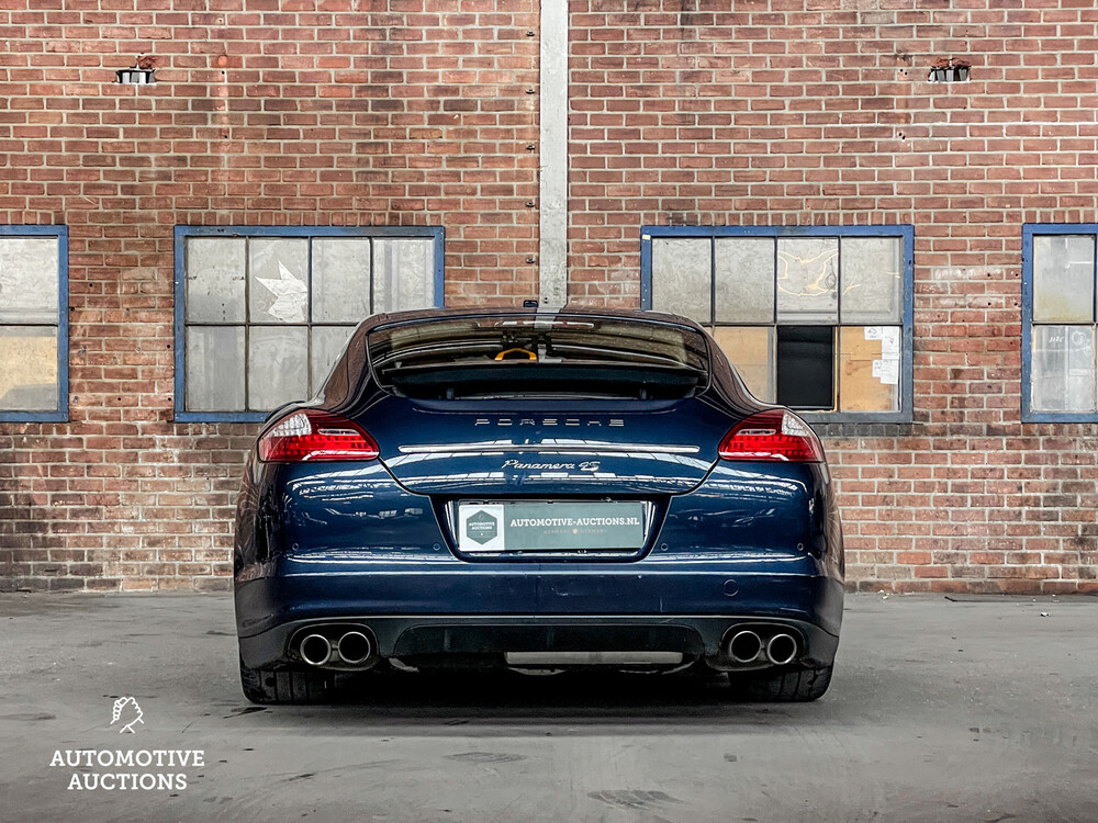 Porsche Panamera 4S 4.8 V8 400hp 2010