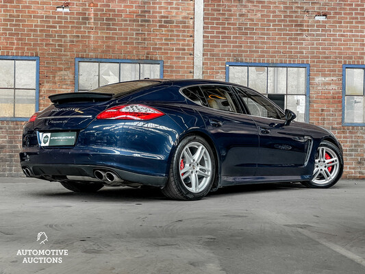 Porsche Panamera 4S 4.8 V8 400hp 2010