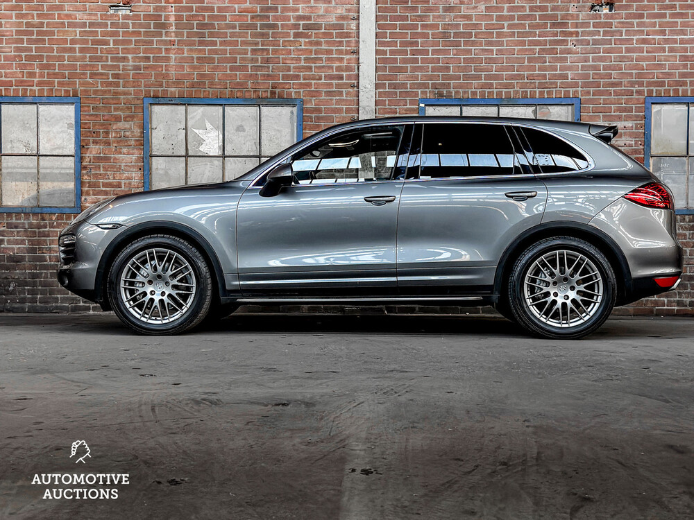 Porsche Cayenne S 4.8 V8 400hp 2011 Sport-Chrono