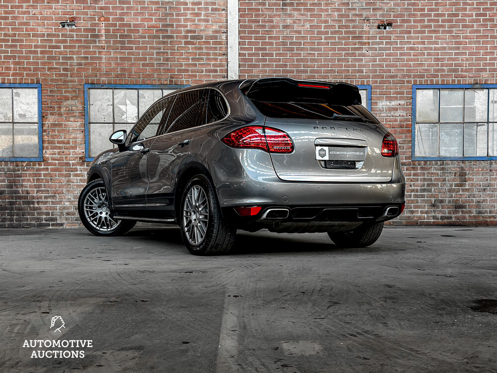 Porsche Cayenne S 4.8 V8 400hp 2011 Sport-Chrono