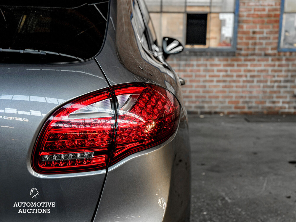 Porsche Cayenne S 4.8 V8 400hp 2011 Sport-Chrono