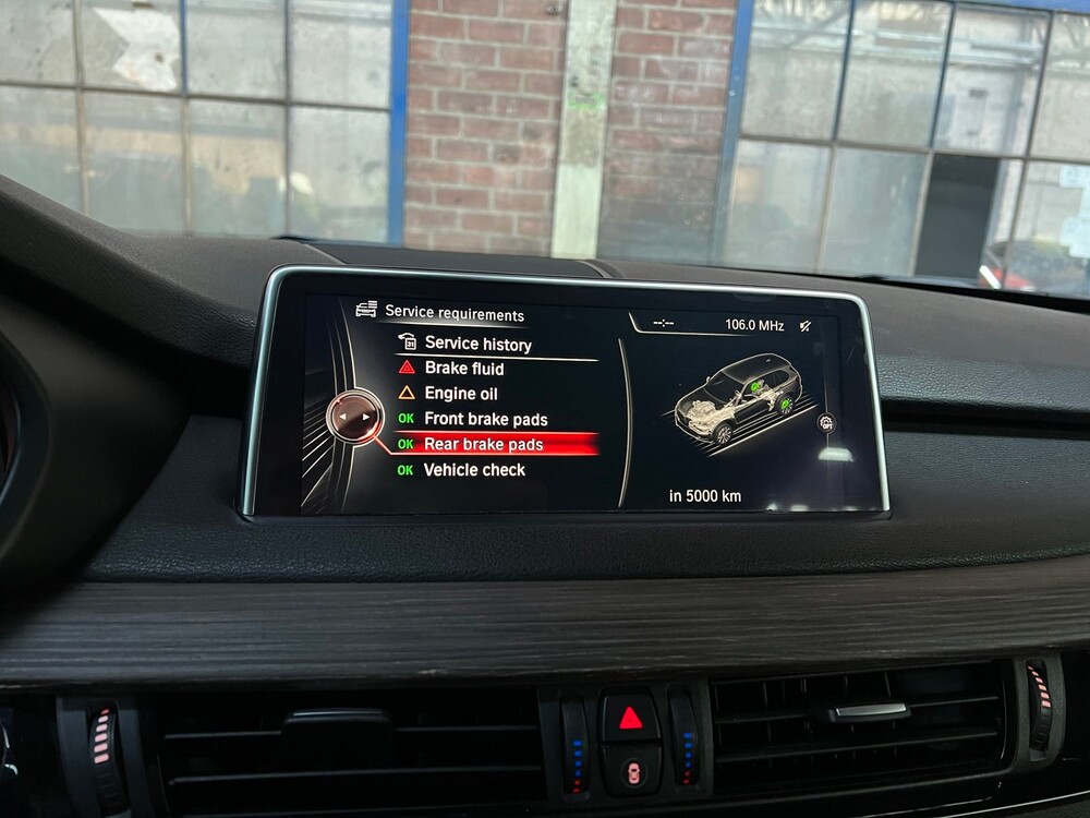 BMW X5 xDrive50i 7-Persoons 449pk 2014