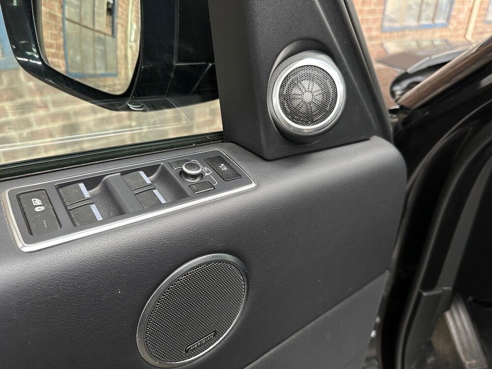 Land Rover - Vogue - Range Rover 4.4 SDV8 Vogue - Personenauto