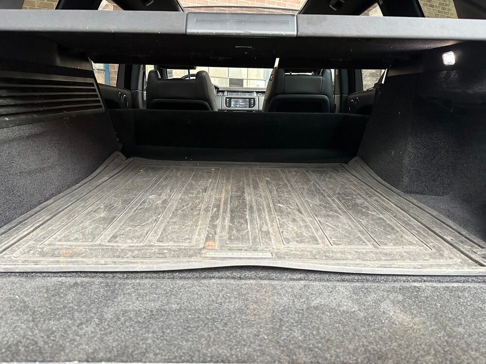 Land Rover - Vogue - Range Rover 4.4 SDV8 Vogue - Personenauto