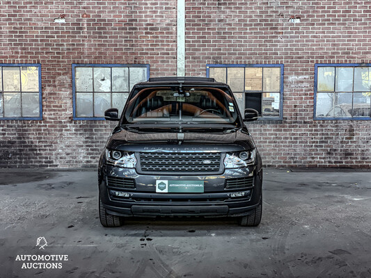 Land Rover - Vogue - Range Rover 4.4 SDV8 Vogue - Passenger car