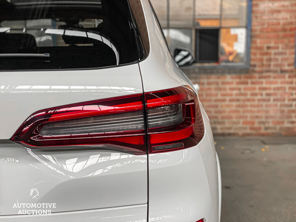 BMW X5 xDrive45e M-Sport High Executive 394pk 2022, X-076-HZ -Fabrieksgarantie