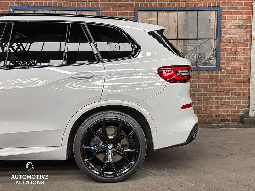 BMW X5 xDrive45e M-Sport High Executive 394pk 2022, X-076-HZ -Fabrieksgarantie