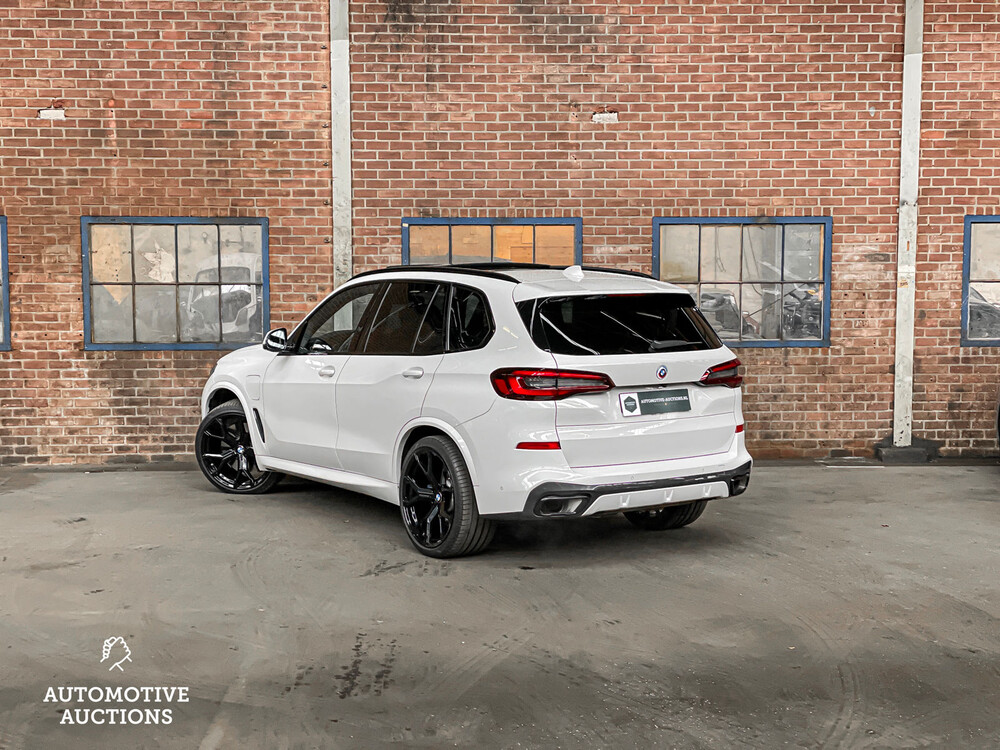 BMW X5 xDrive45e M-Sport High Executive 394pk 2022, X-076-HZ -Fabrieksgarantie