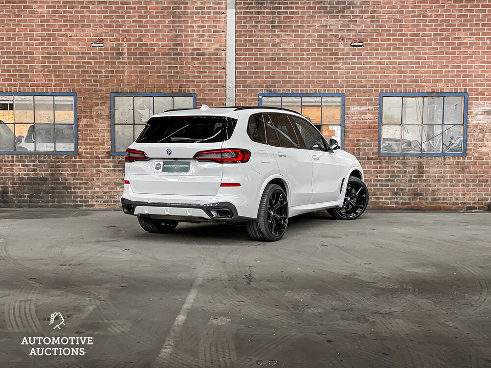 BMW X5 xDrive45e M-Sport High Executive 394pk 2022, X-076-HZ -Fabrieksgarantie