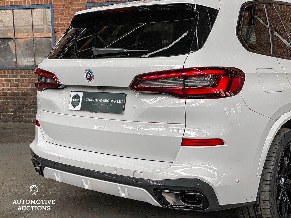 BMW X5 xDrive45e M-Sport High Executive 394pk 2022, X-076-HZ -Fabrieksgarantie