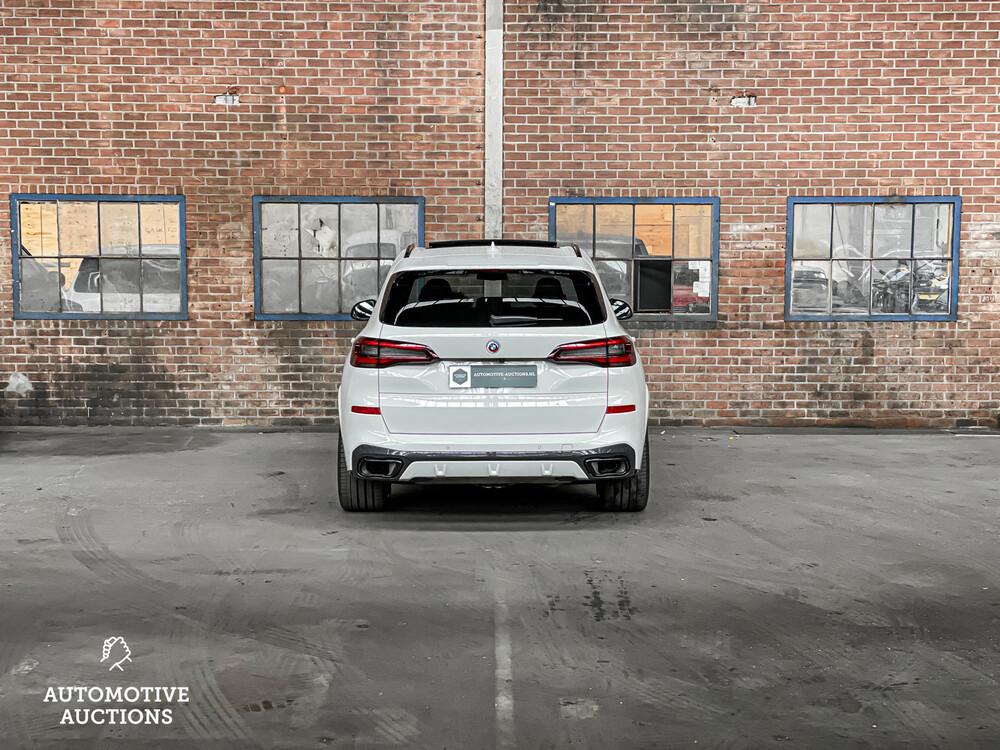BMW X5 xDrive45e M-Sport High Executive 394pk 2022, X-076-HZ -Fabrieksgarantie