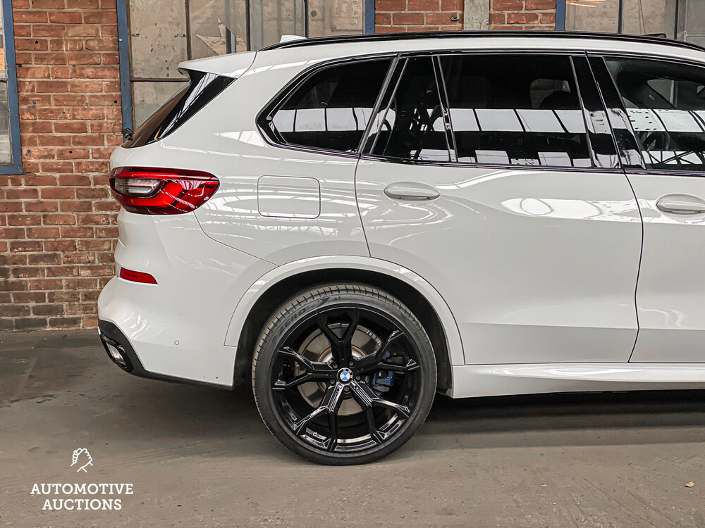 BMW X5 xDrive45e M-Sport High Executive 394pk 2022, X-076-HZ -Fabrieksgarantie