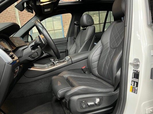 BMW X5 xDrive45e M-Sport High Executive 394hp 2022, X-076-HZ -Manufacturer's warranty