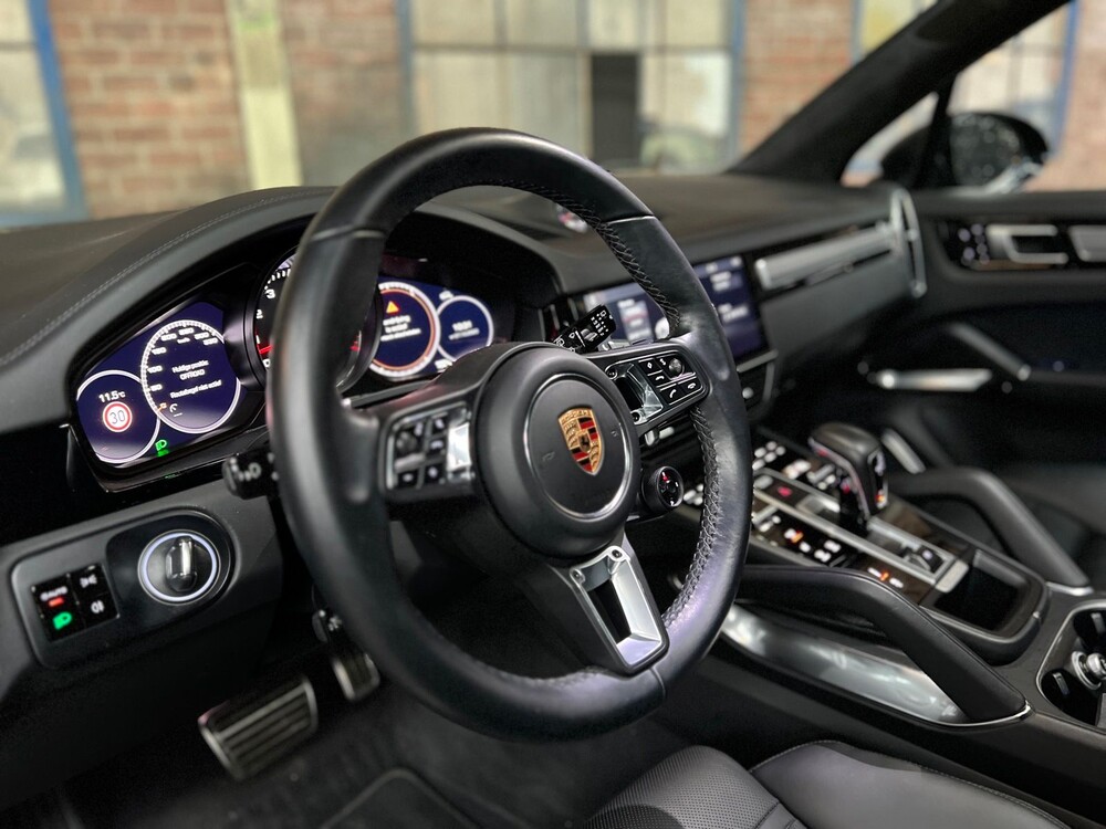 Porsche Cayenne Turbo 4.0 V8 549pk 2018 Sport-Chrono -Orig. NL-, RR-105-B