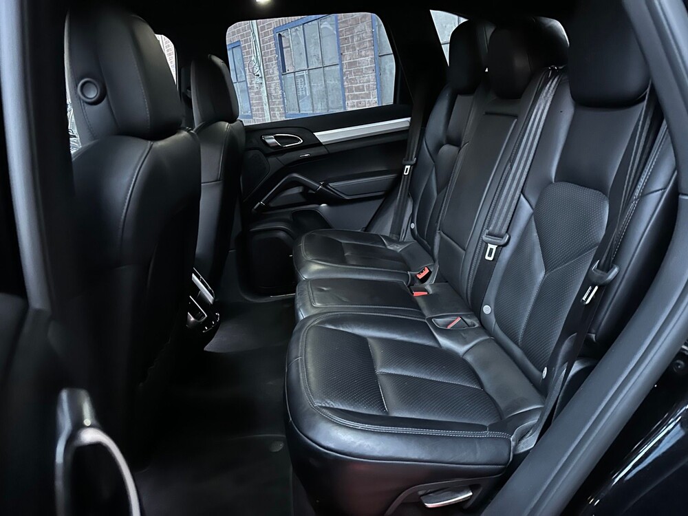 Porsche Cayenne S E-Hybrid 3.0 V6 416pk 2015 -Orig. NL- Plug-In Hybride, HF-230-S