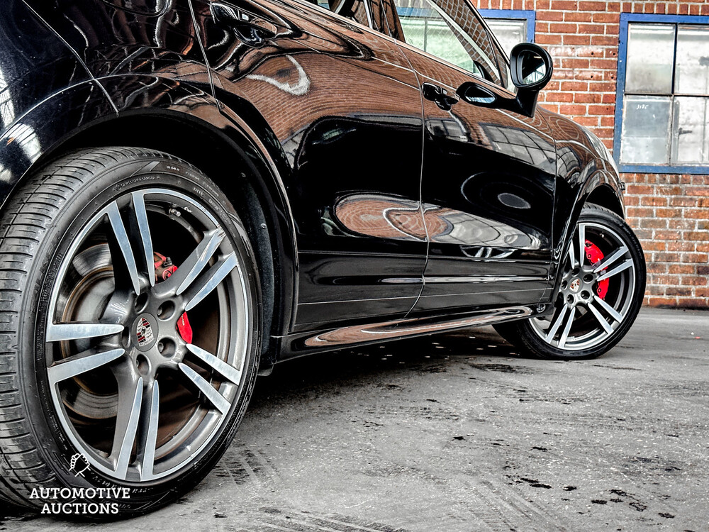 Porsche Cayenne Turbo 4.8 V8 500pk 2012