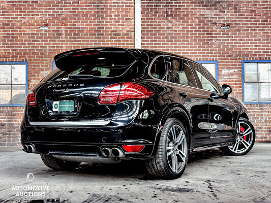 Porsche Cayenne Turbo 4.8 V8 500PS 2012