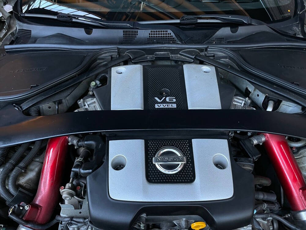 Nissan 370Z 3.7 V6 328hp 2017