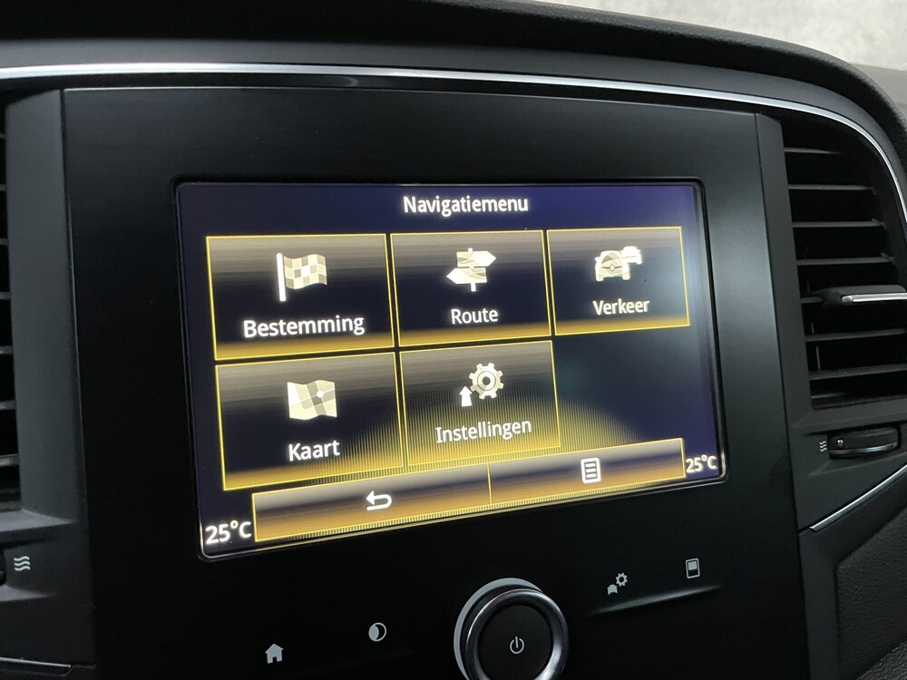 Renault Mégane Estate 1.2 TCe Limited 132hp 2018 -Orig. NL-, SF-883-B