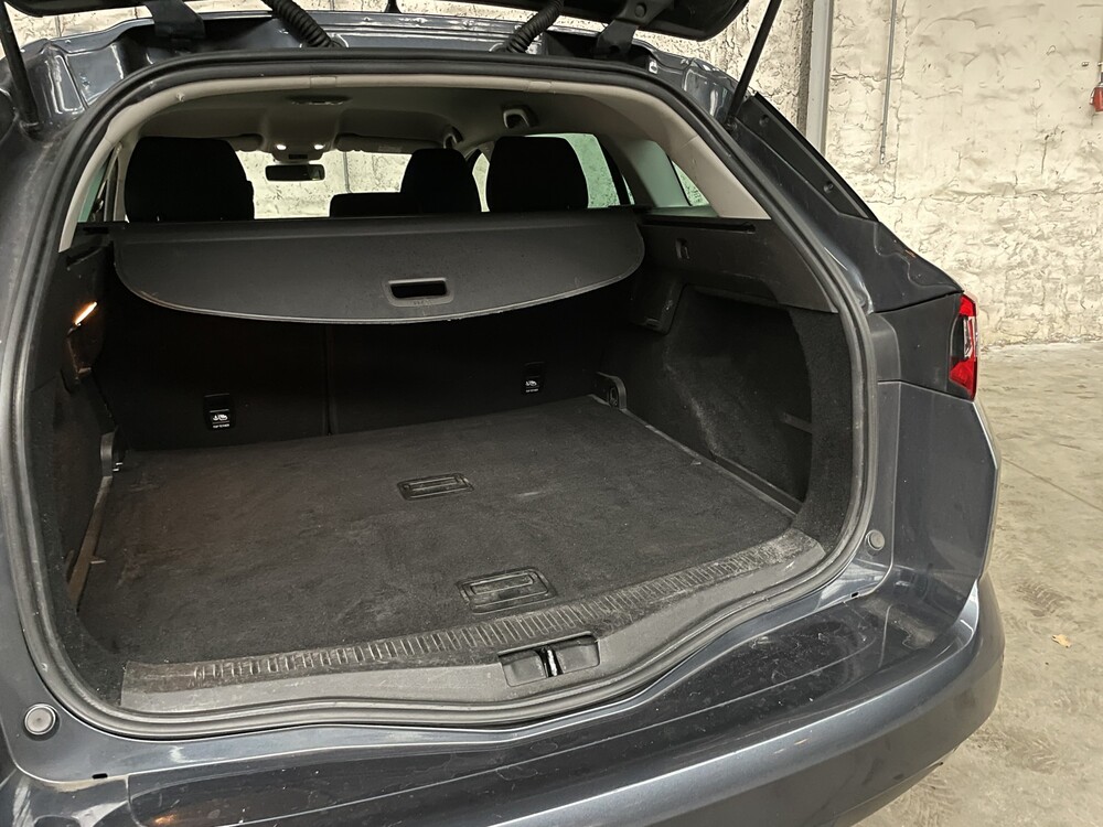 Renault Mégane Estate 1.2 TCe Limited 132hp 2018 -Orig. NL-, SF-883-B