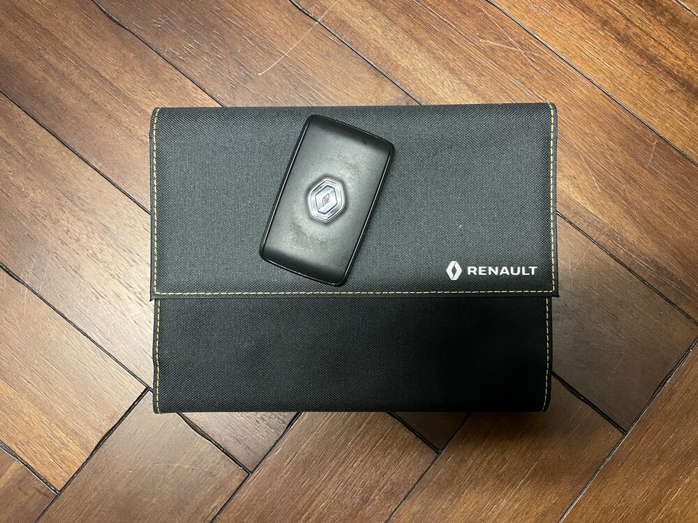 Renault Mégane Estate 1.2 TCe Limited 132hp 2018 -Orig. NL-, SF-883-B