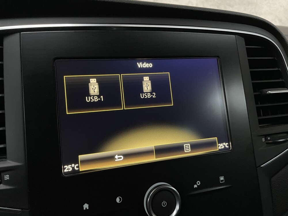 Renault Mégane Estate 1.2 TCe Limited 132hp 2018 -Orig. NL-, SF-883-B