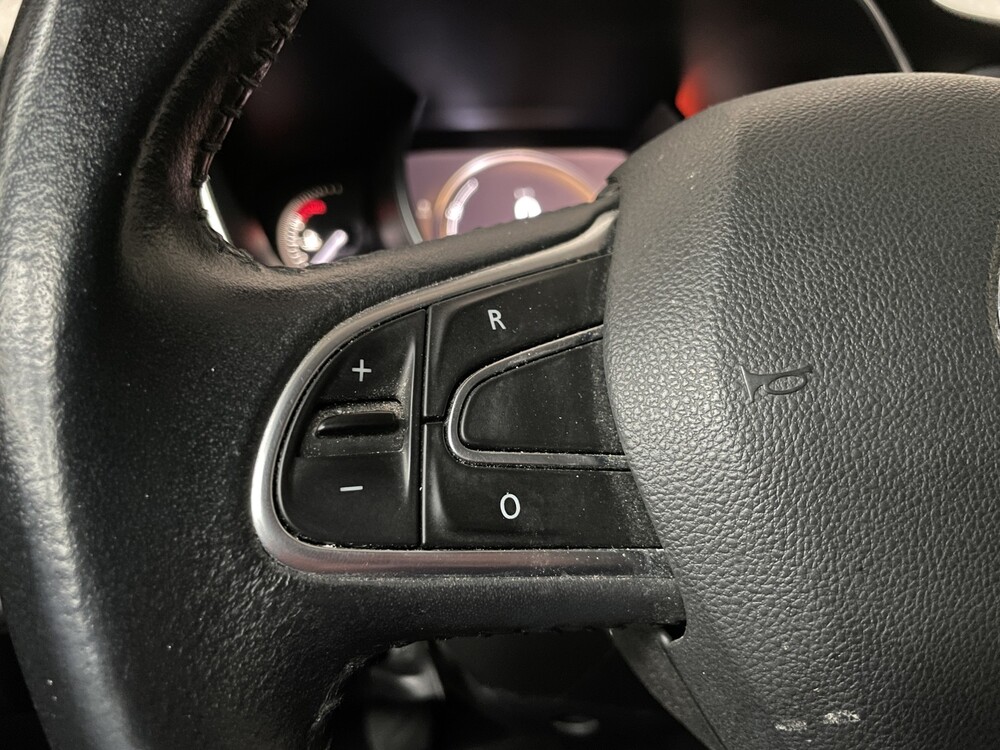 Renault Mégane Estate 1.2 TCe Limited 132hp 2018 -Orig. NL-, SF-883-B