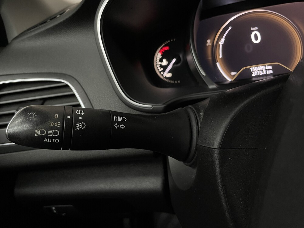 Renault Mégane Estate 1.2 TCe Limited 132hp 2018 -Orig. NL-, SF-883-B