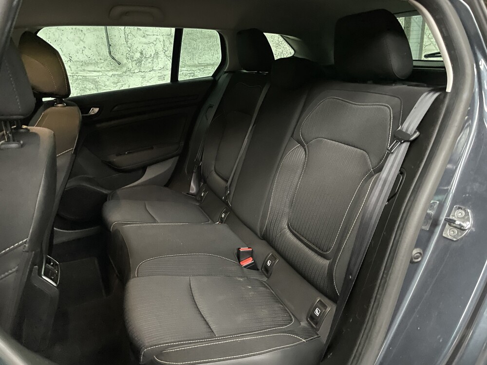 Renault Mégane Estate 1.2 TCe Limited 132hp 2018 -Orig. NL-, SF-883-B