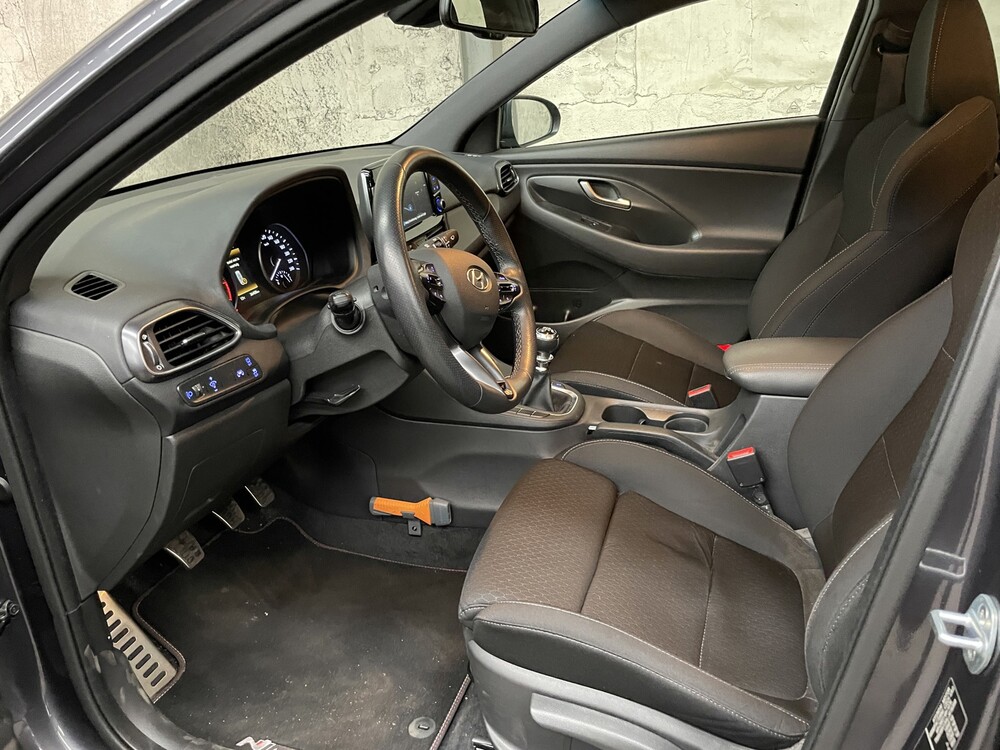 Hyundai i30 Fastback 1.4 T-GDI N Line 140hp 2019 -Orig. NL-, ZJ-954-G