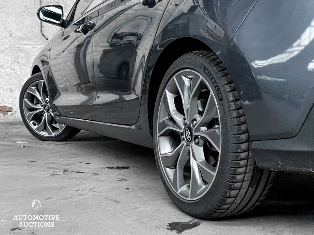 Hyundai i30 Fastback 1.4 T-GDI N Line 140hp 2019 -Orig. NL-, ZJ-954-G