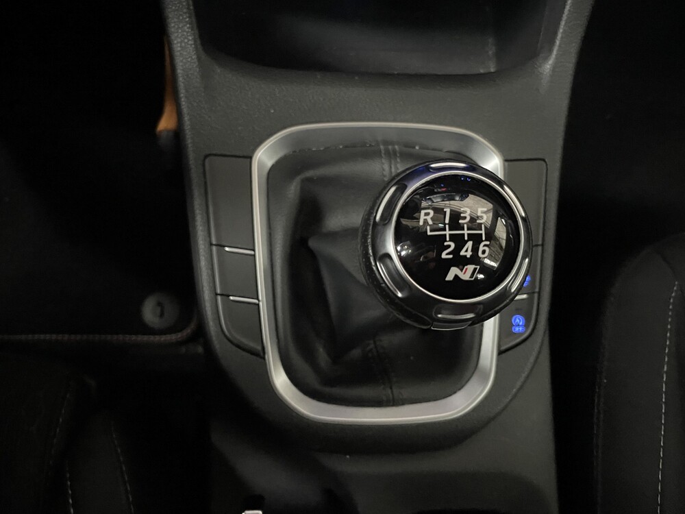 Hyundai i30 Fastback 1.4 T-GDI N Line 140hp 2019 -Orig. NL-, ZJ-954-G