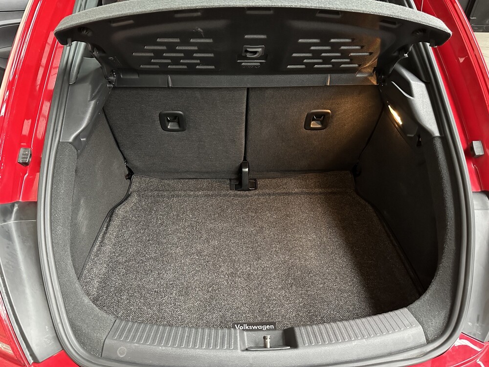 Volkswagen Beetle S 2.0 122hp 2018