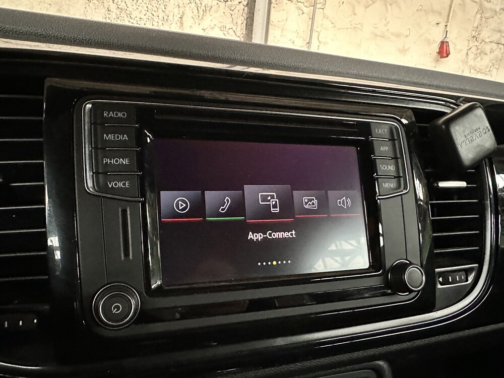 Volkswagen Beetle S 2.0 122hp 2018