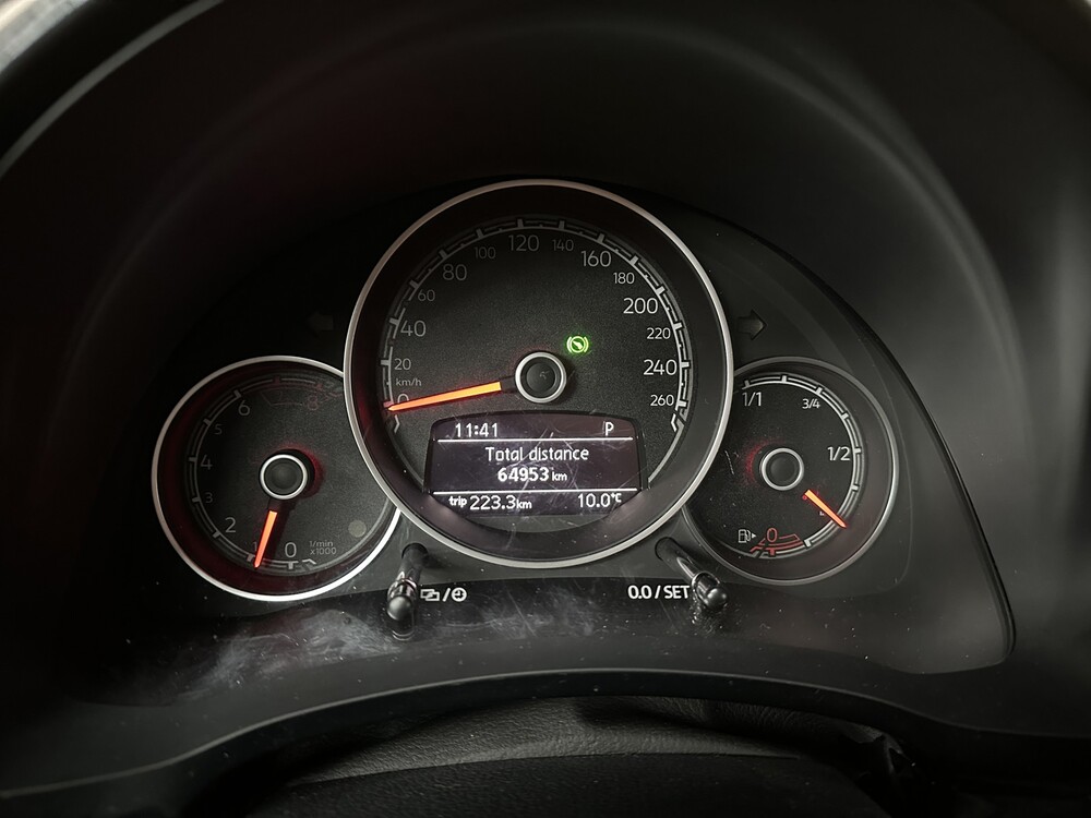 Volkswagen Beetle S 2.0 122hp 2018