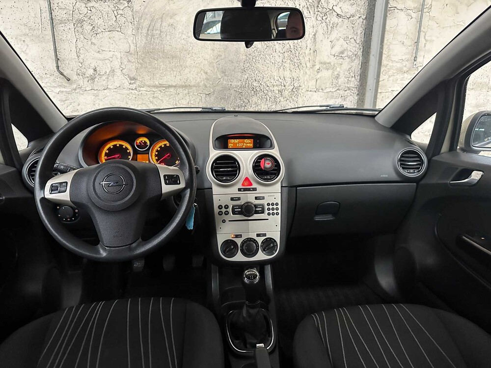 Opel Corsa 1.4-16V Business 90PS 2008, GV-214-L