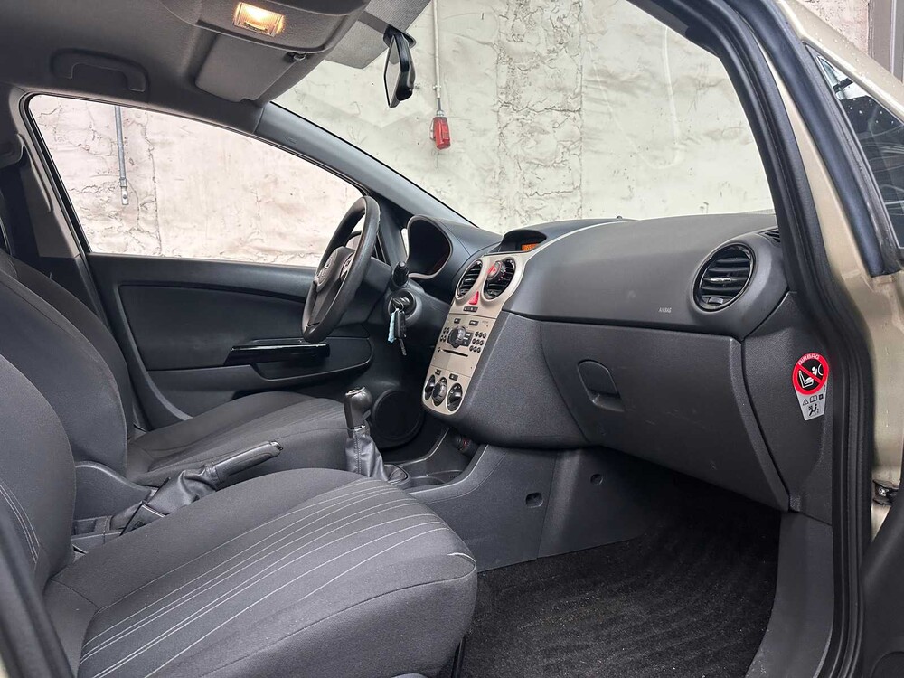 Opel Corsa 1.4-16V Business 90PS 2008, GV-214-L