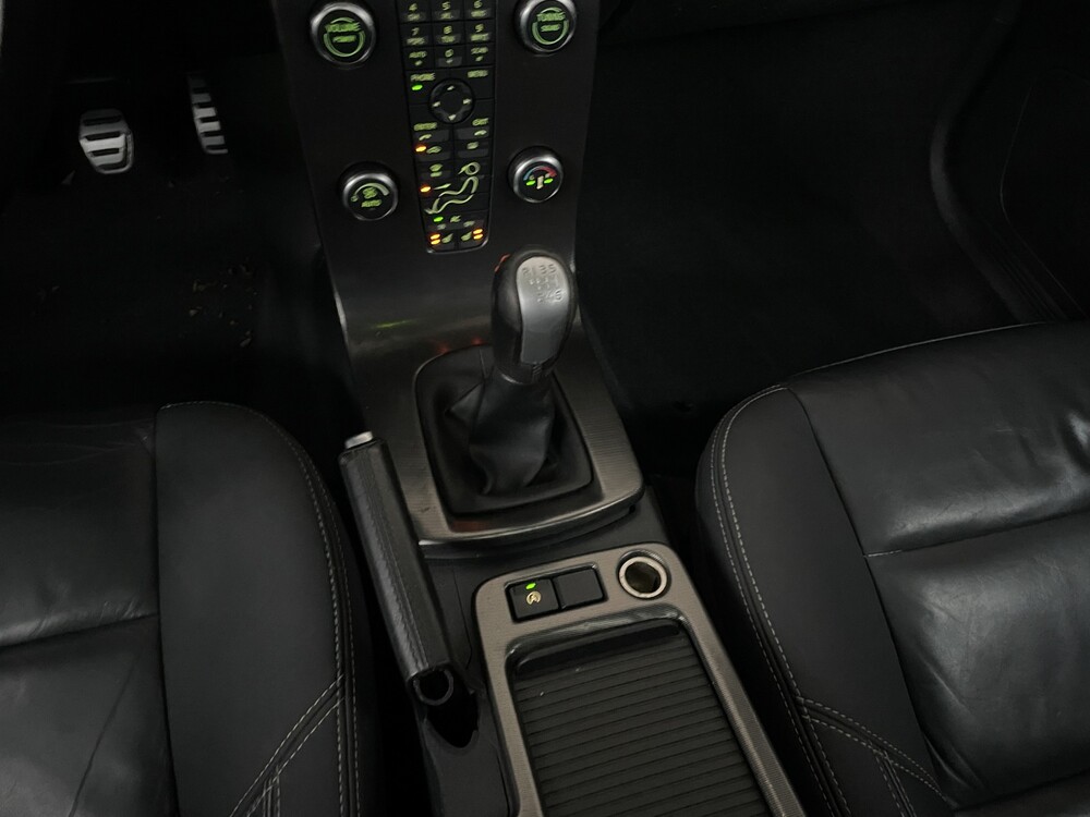 Volvo C30 1.6 D2 R-edition 114PS 2012 -Orig. NL-, 56-XJZ-5