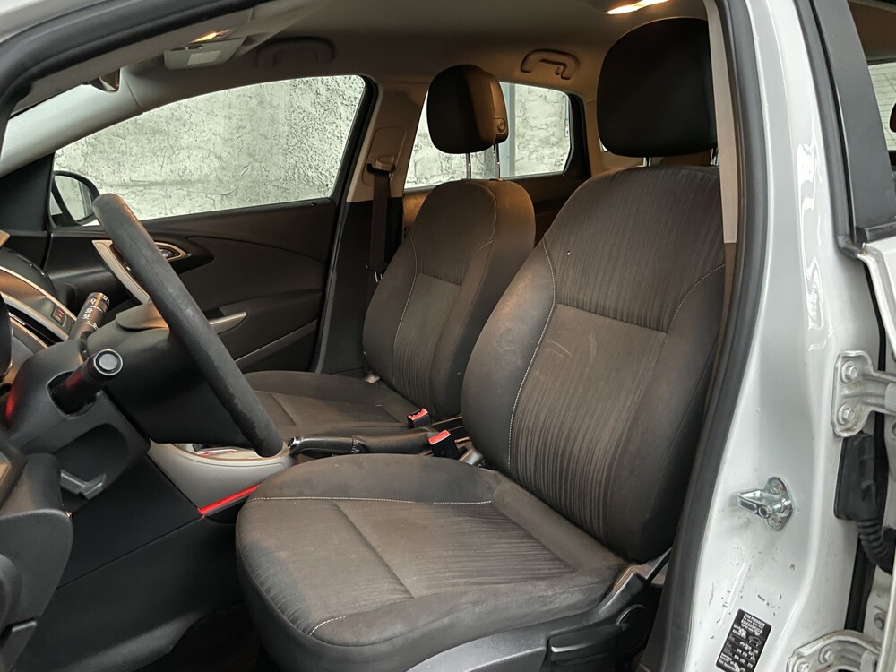 Opel Astra 1.6 Edition 116HP 2011, JZ-203-F