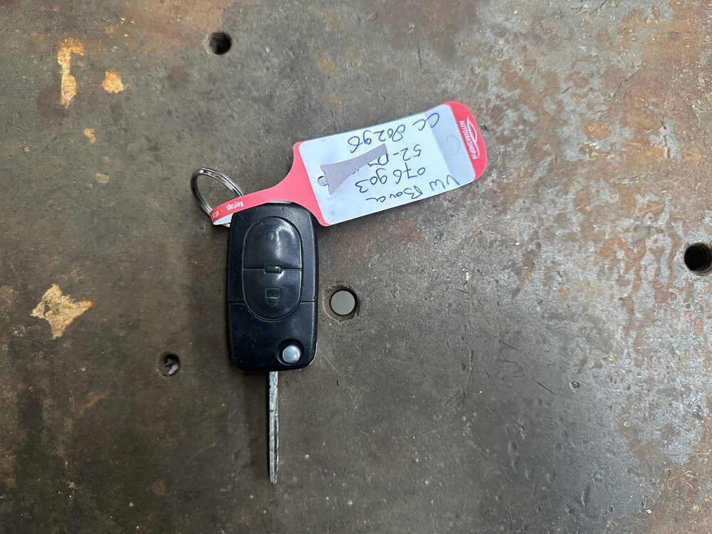 Volkswagen Bora Variant 2.3 V5 Highline 150hp 1999 -Orig. NL-, 52-DJ-BZ