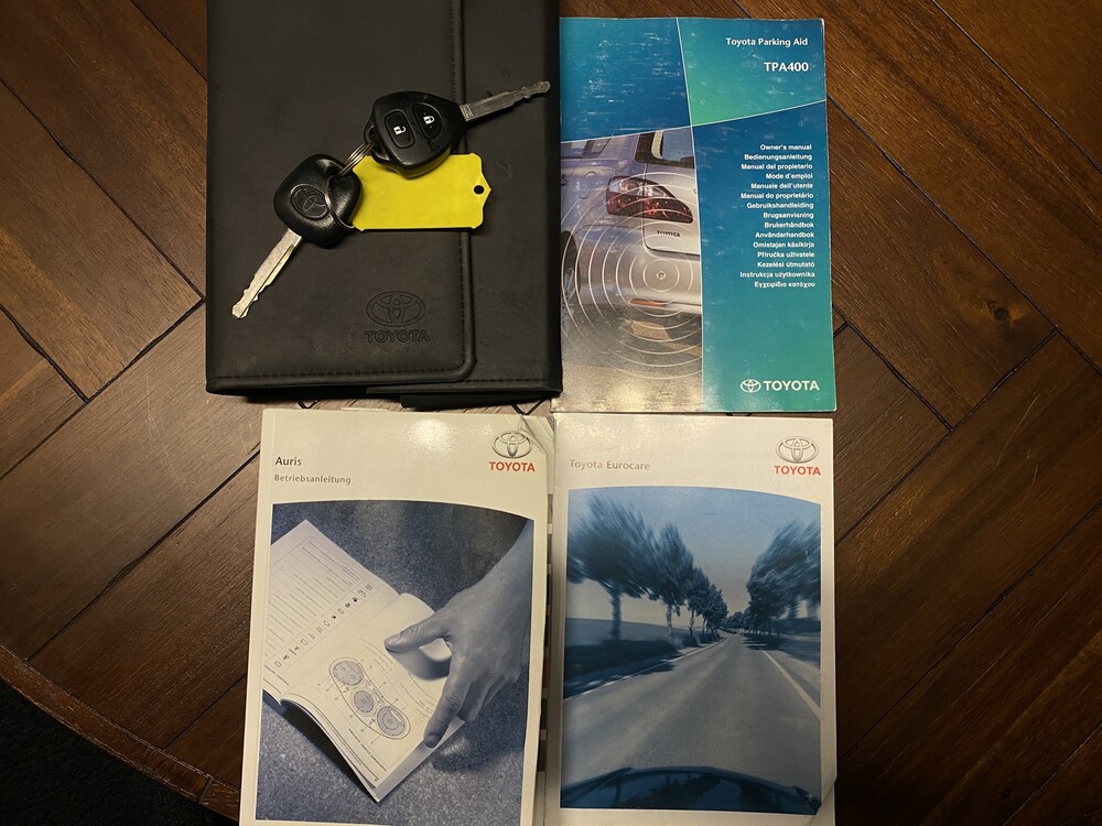 Toyota Auris 1.6-16V Sol Business 124PS 2008, NH-354-G