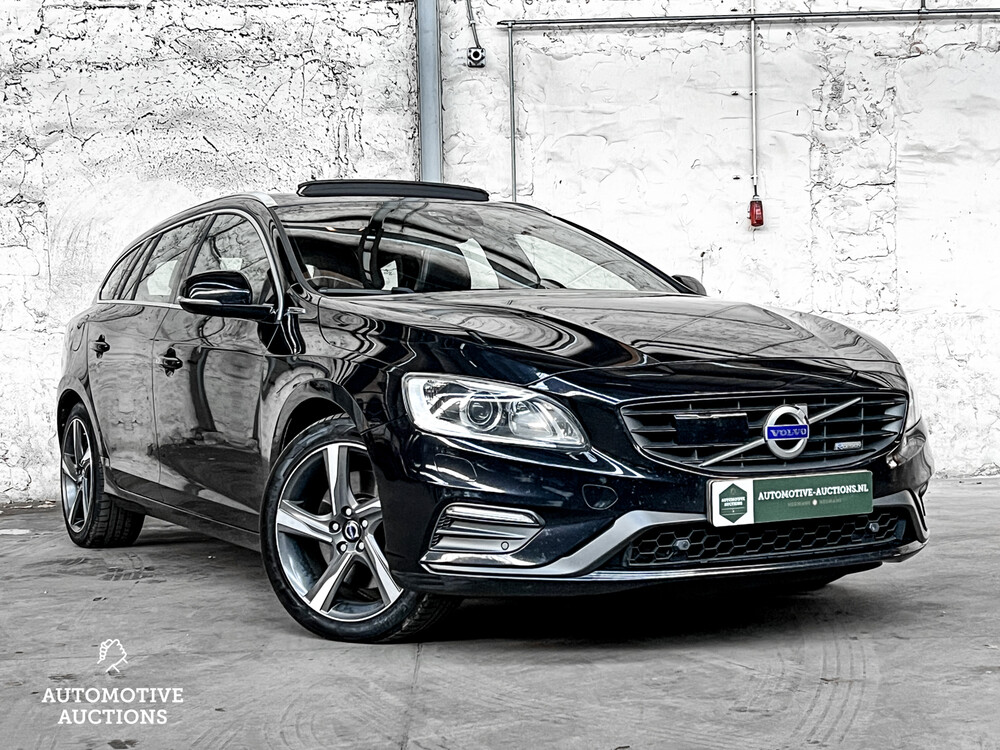 Volvo V60 2.4 D6 AWD Plug-In Hybrid R-Design 215PS 2014, -orig. GB- 6-XXZ-18
