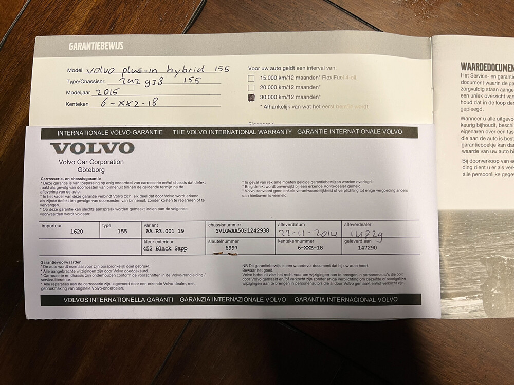 Volvo V60 2.4 D6 AWD Plug-In Hybrid R-Design 215PS 2014, -orig. GB- 6-XXZ-18