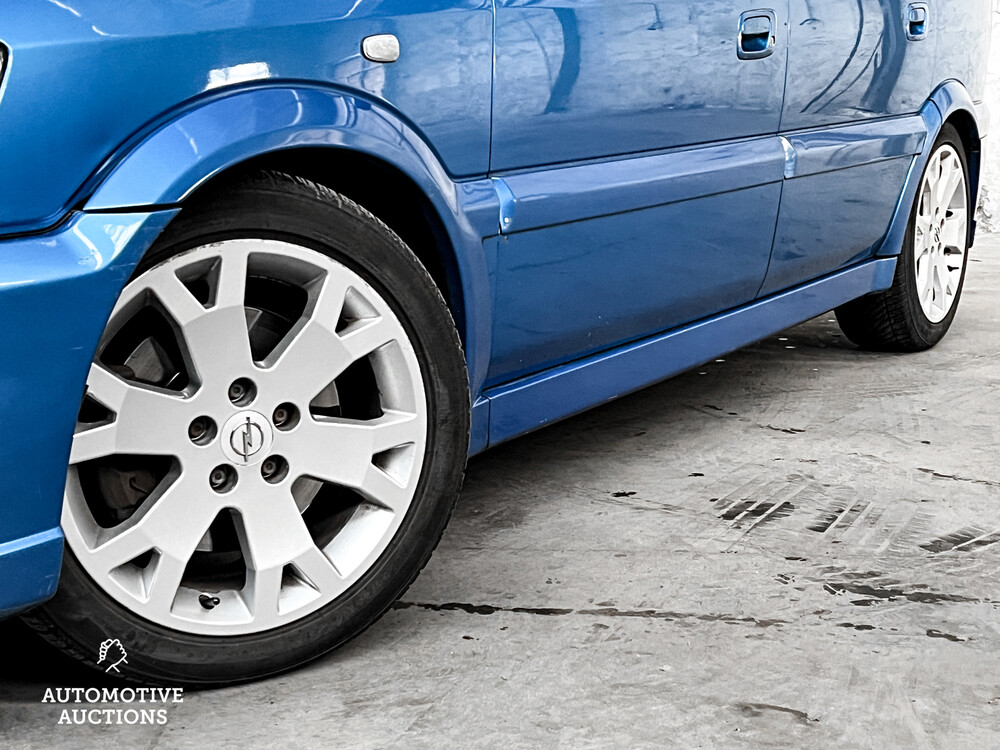 Opel Zafira 2.0-16V OPC 192pk 2002 -Orig. NL-, 15-LF-JT