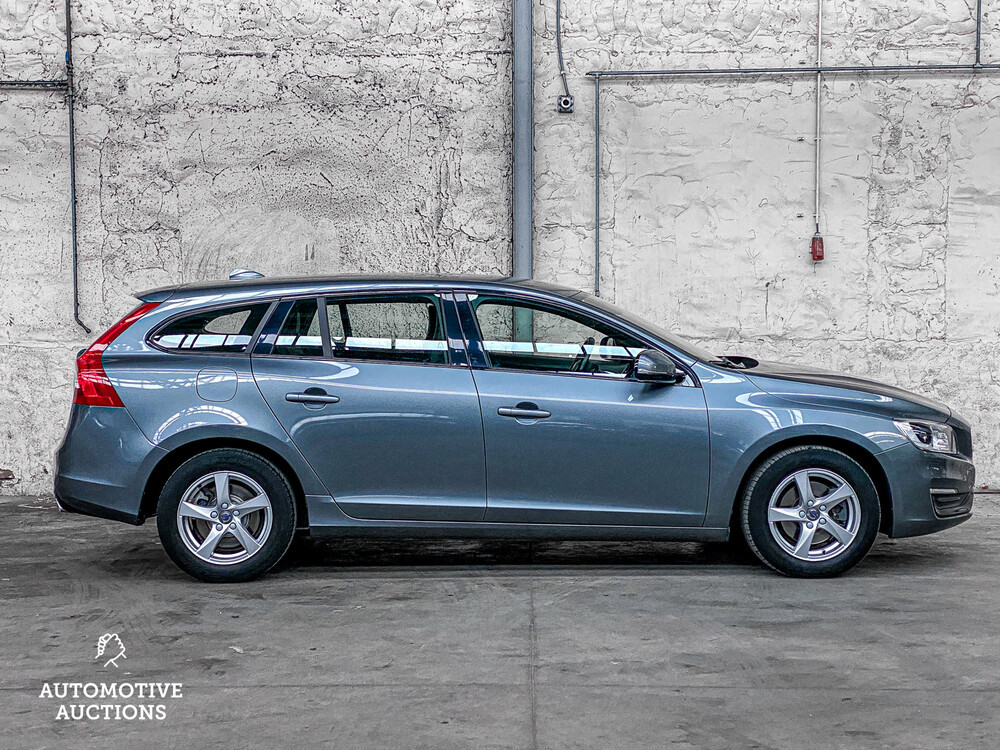 Volvo V60 2.0 D2 Polar+ Dynamic 120pk 2018 -Orig. NL-, SB-091-V