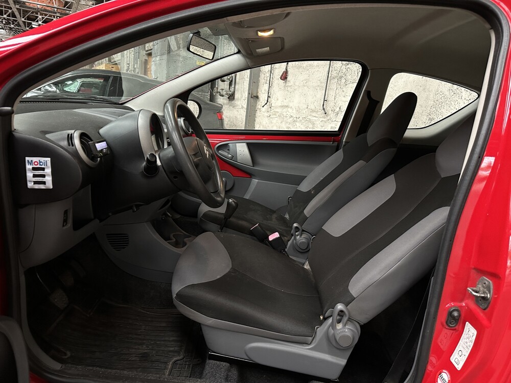 Citroen C1 1.0-12V Séduction 68PS 2006 -Orig. NL-, 17-TJ-LL