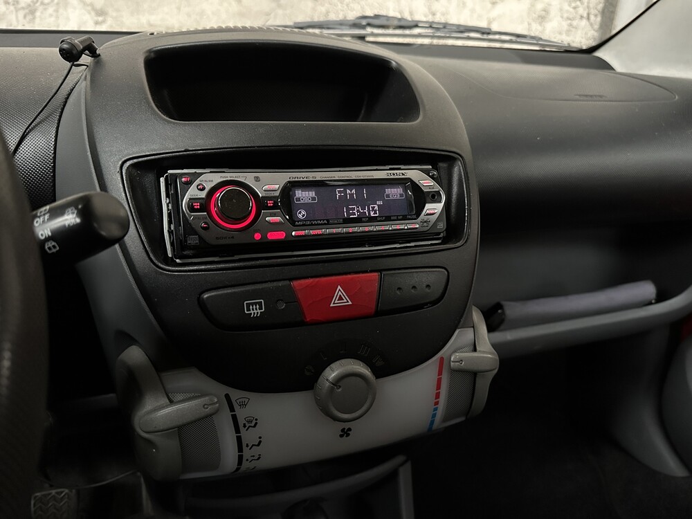 Citroen C1 1.0-12V Séduction 68PS 2006 -Orig. NL-, 17-TJ-LL